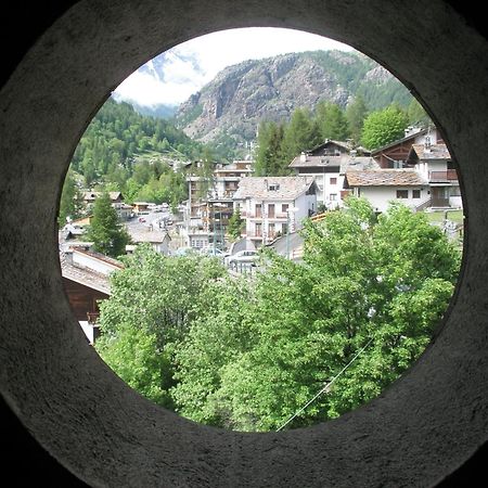 Ferienwohnung "Lo Mequio De Emilie" 2 Passi Da Centro E Piste Valtournenche Exterior foto
